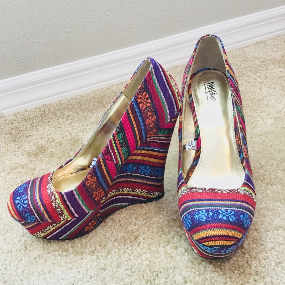 Massimo Wedge Pumps